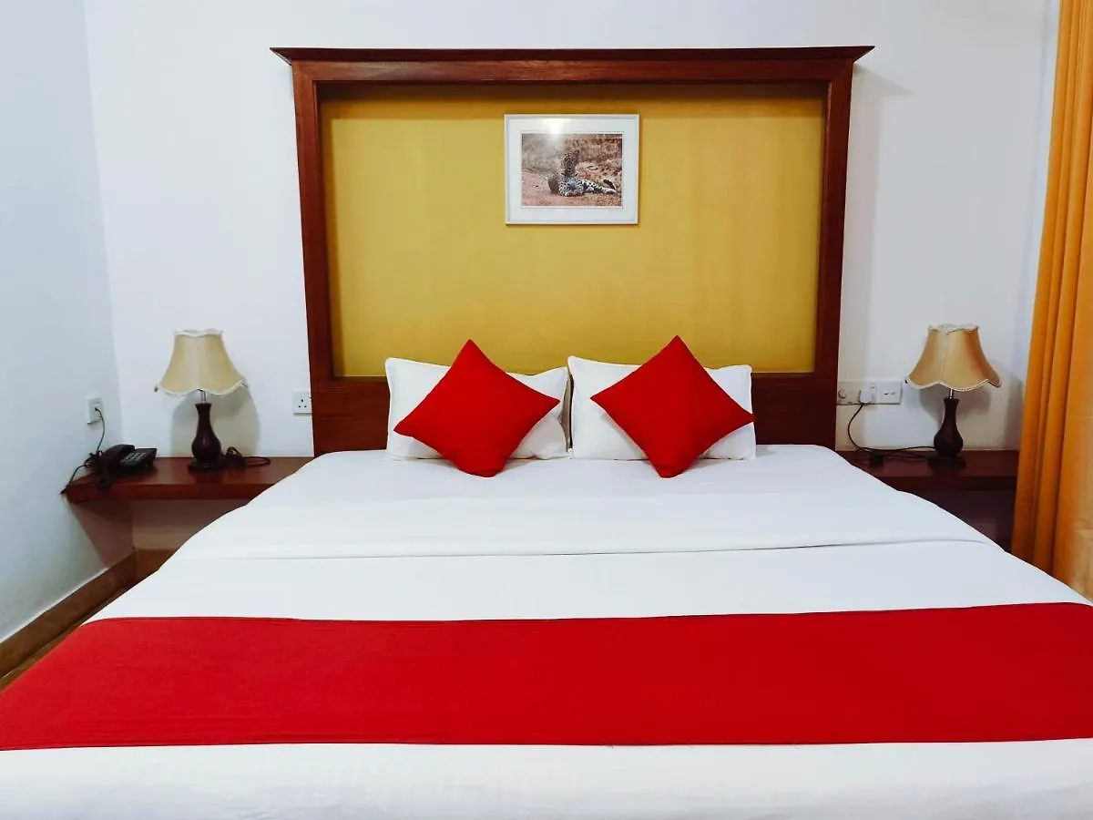 קנדי Lake Reach Hotel 0*,  סרי לנקה