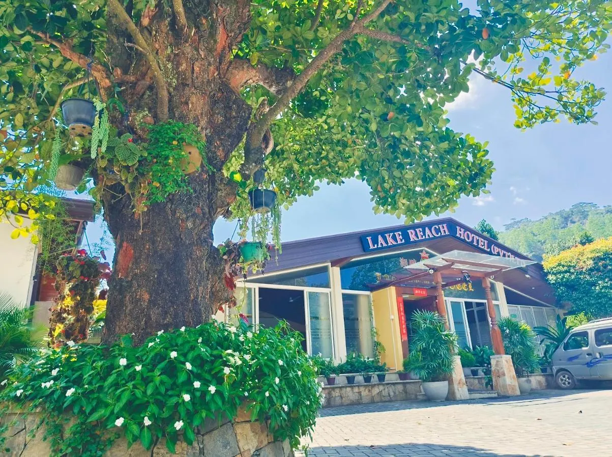 Lake Reach Hotel キャンディー スリランカ